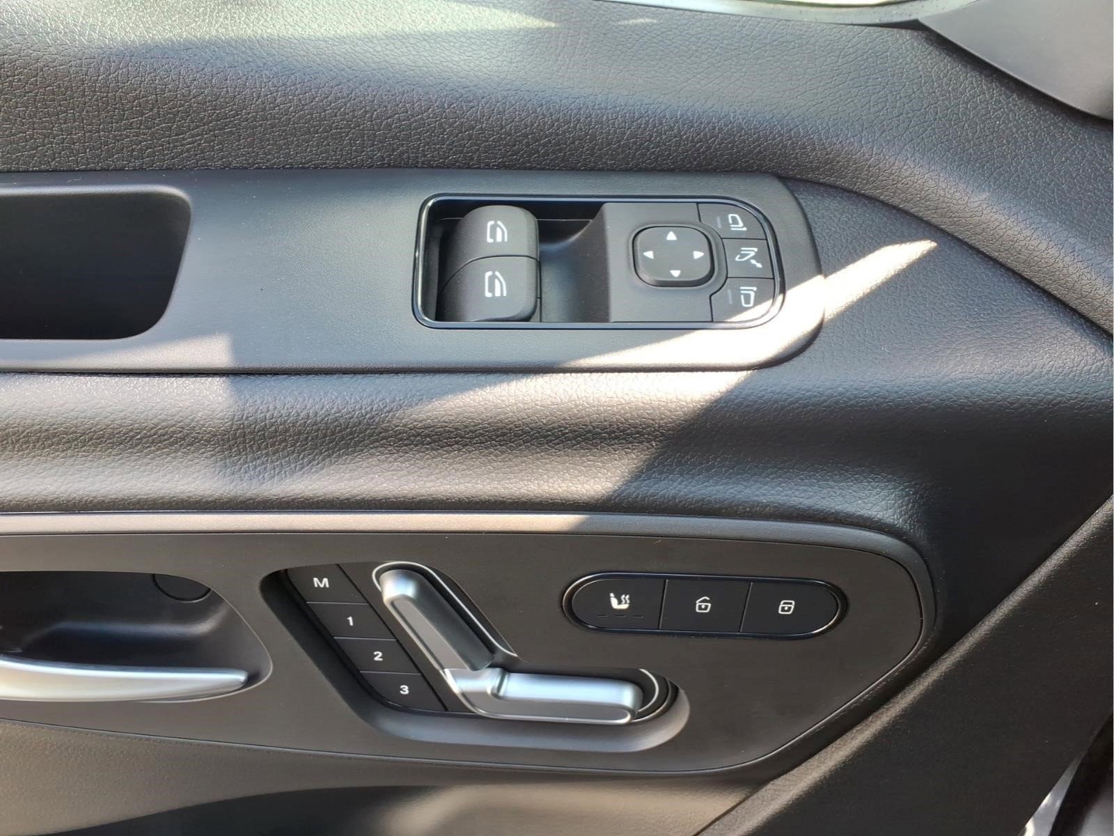 New 2026 Tenorite Gray Metallic Mercedes-Benz  image 27
