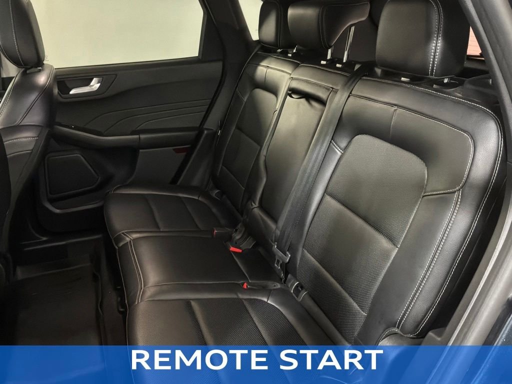 Certified Used 2022 Blue Metallic Ford SEL image 18