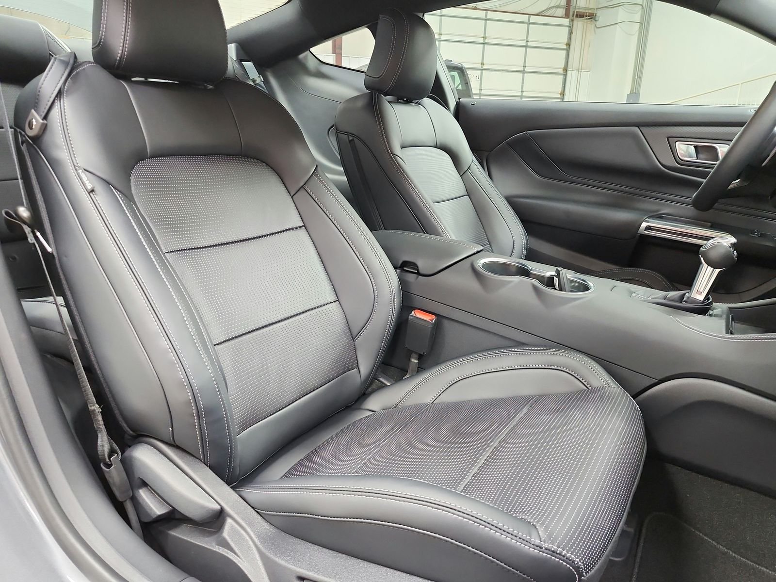 New 2026 Carbonized Gray Metallic Ford GT Premium Fastback image 33