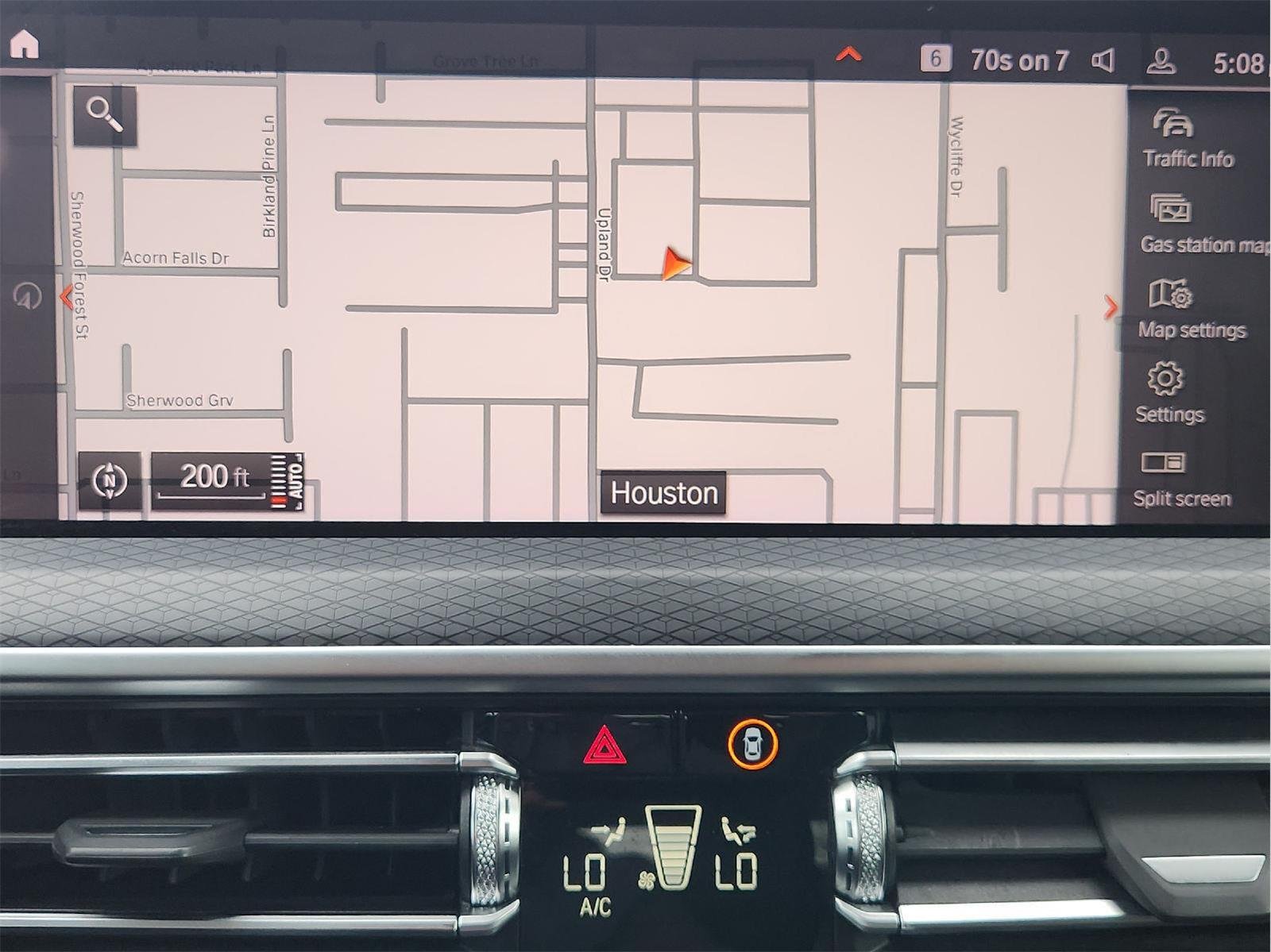 Used 2022 Brooklyn Grey Metallic BMW sDrive30i image 17