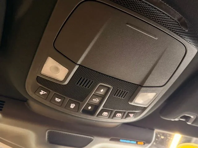 Used 2023 Black Lincoln Reserve image 24