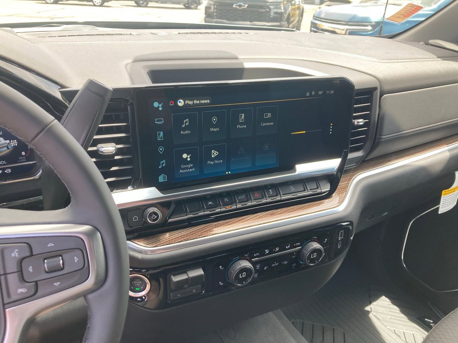 2025 Chevrolet Silverado 1500 LT - Photo 24