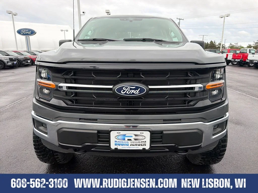 Used 2025 Gray Ford XLT image 8