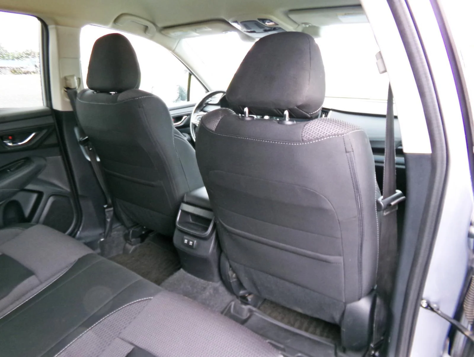 Used 2021 Ice Silver Metallic Subaru Premium image 14