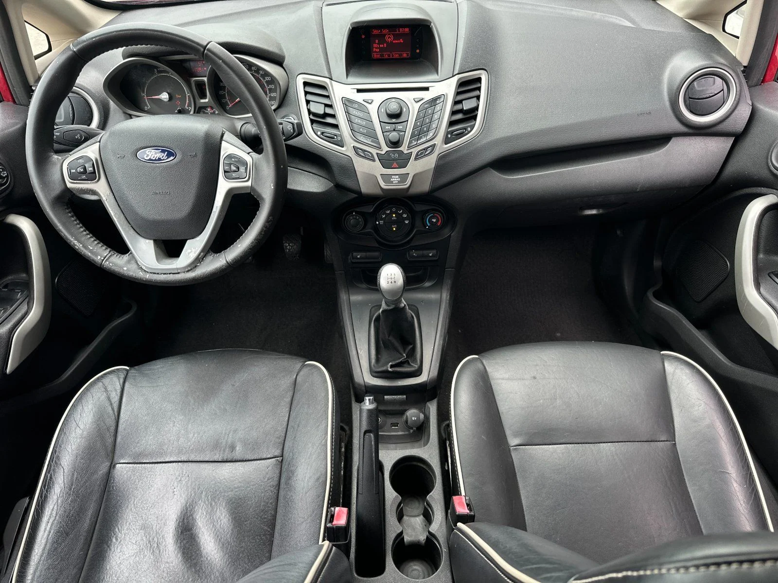 Used 2011 Red Candy Ford SES image 12