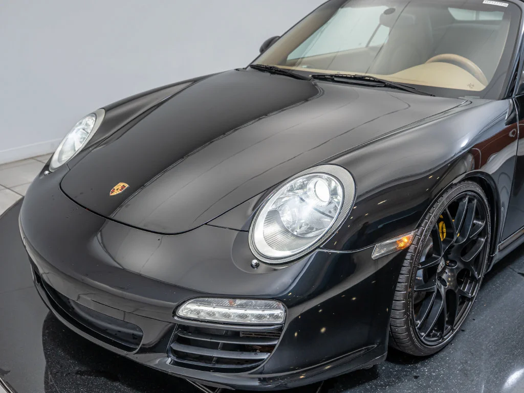 Used 2011 Black Porsche Carrera image 15