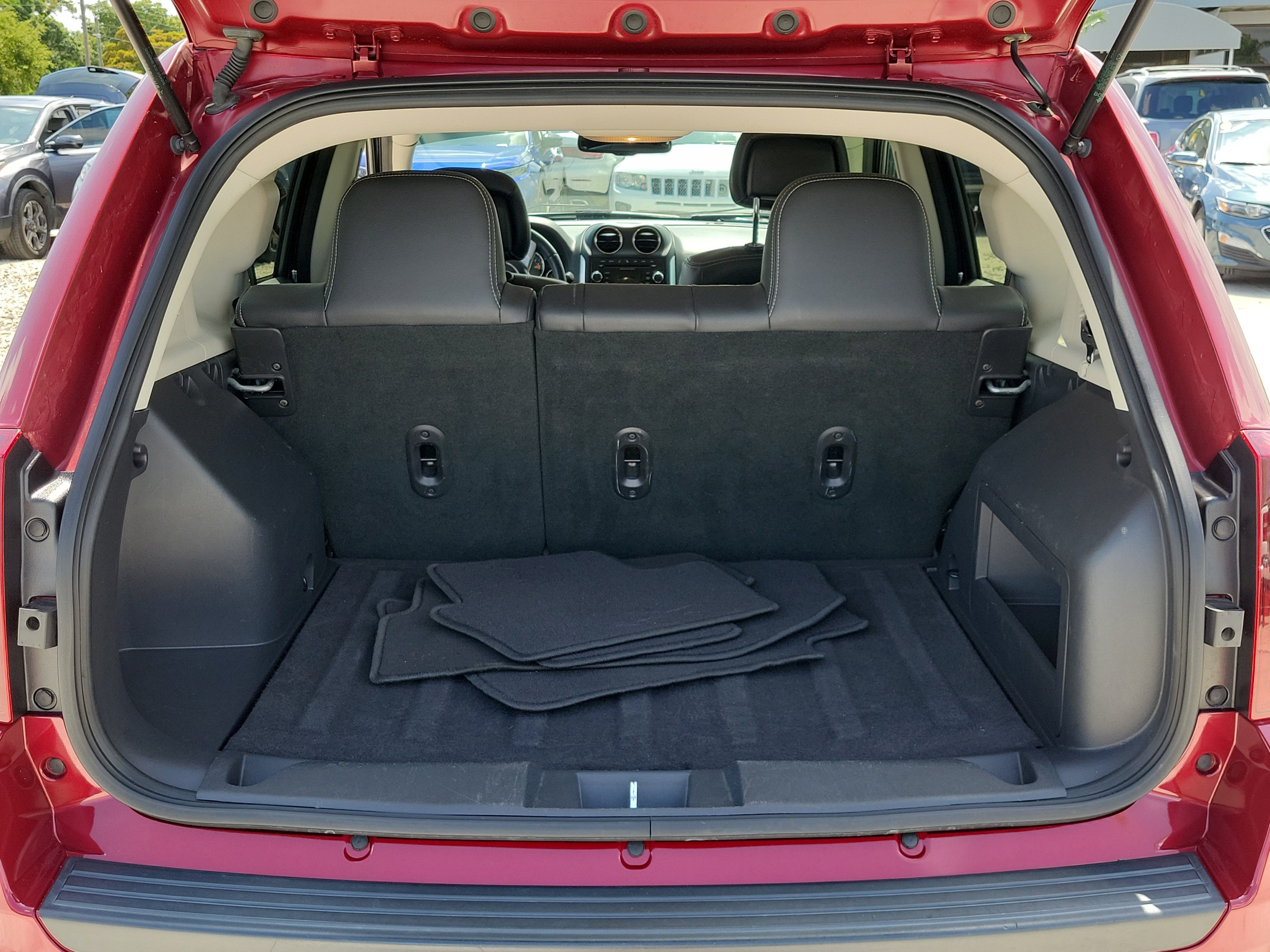 Used 2016 Deep Cherry Red Crystal Pearlcoat Jeep Latitude image 12