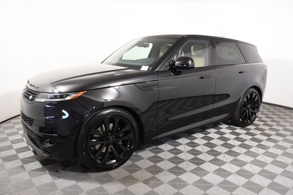 New 2026 Santorini Blk Land Rover Dynamic SE image 2