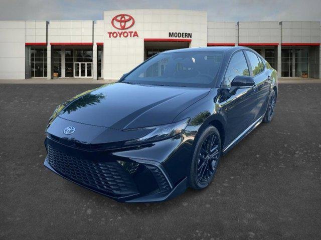 2026 Toyota Camry SE Hybrid's photo