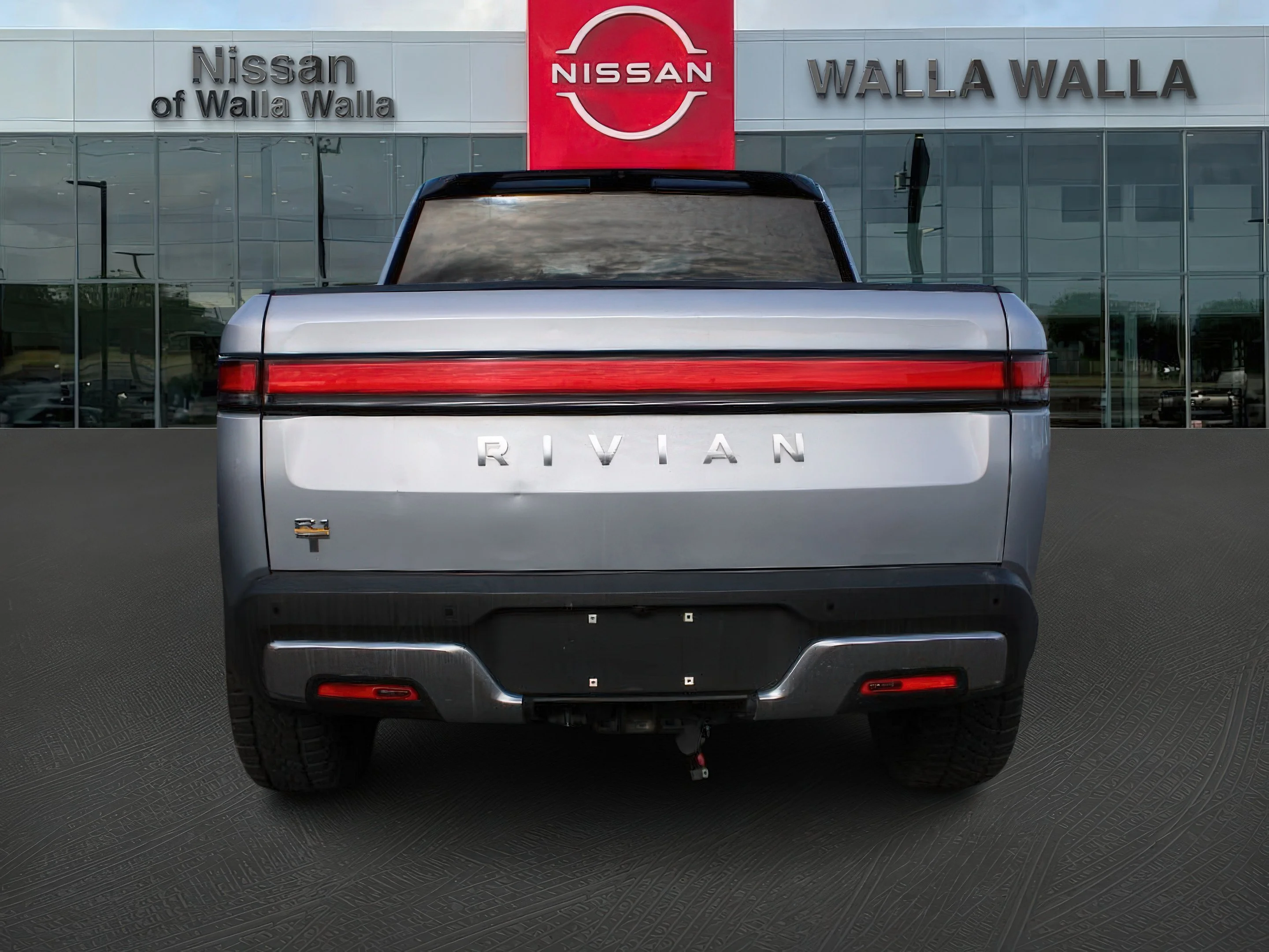 2023 Rivian R1T Adventure - Photo 5