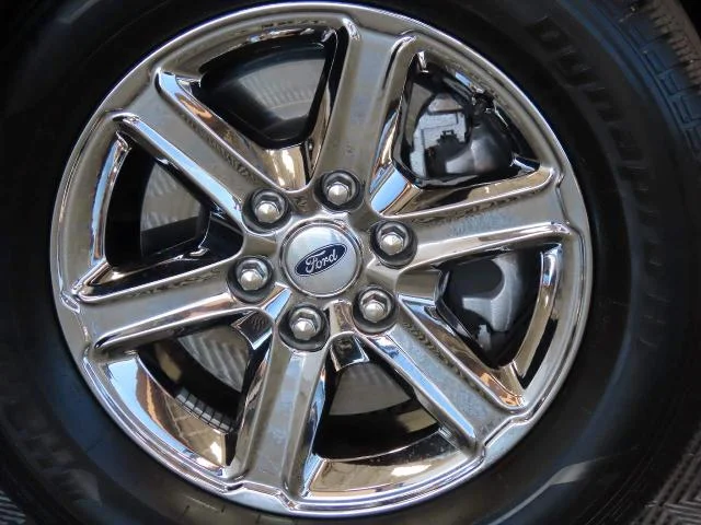 Used 2024 Rapid Red Metallic Tinted Clearcoat Ford XLT Crew Cab image 26