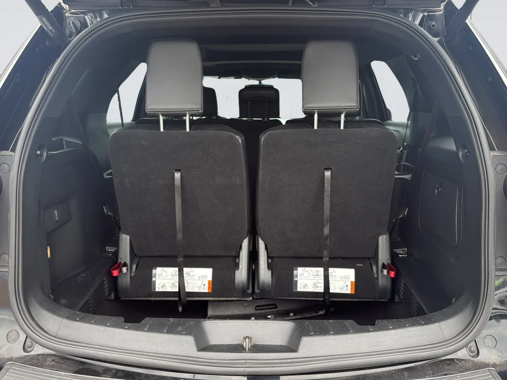 Used 2018 Black Ford XLT image 35