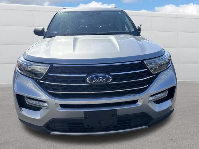 Used 2022 Silver Ford XLT image 16