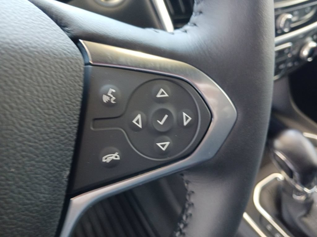 Used 2022 Mosaic Black Metallic Chevrolet Premier image 33