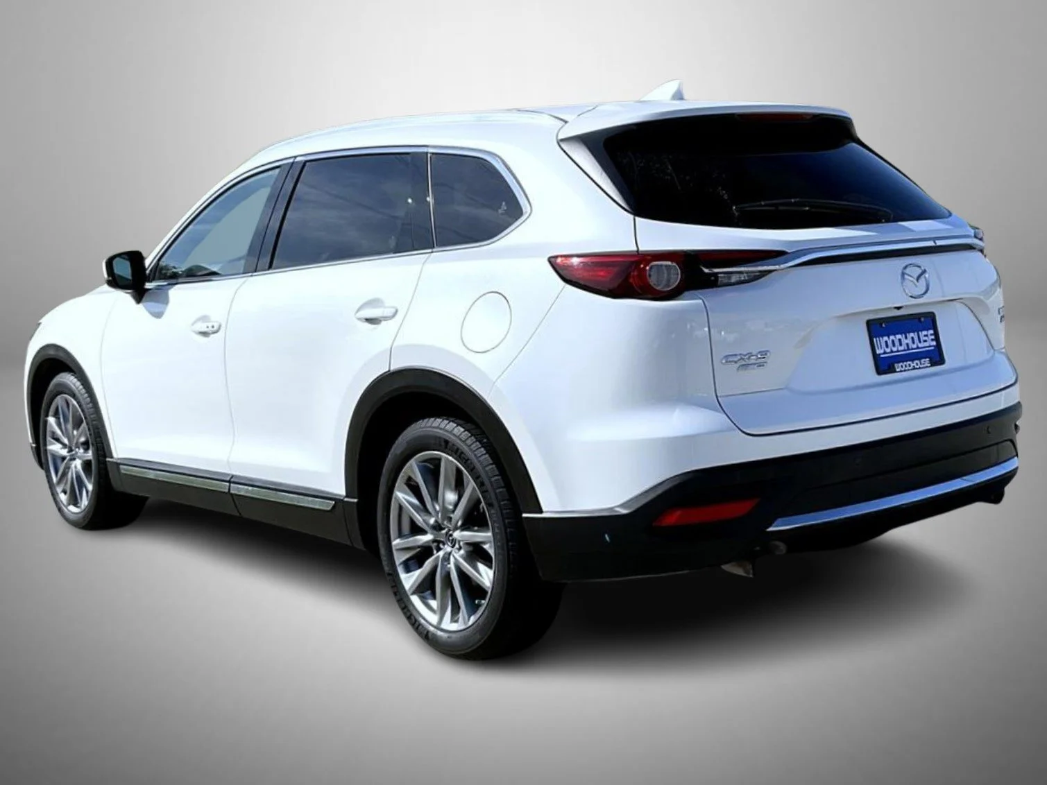 Used 2019 White Mazda Signature image 7