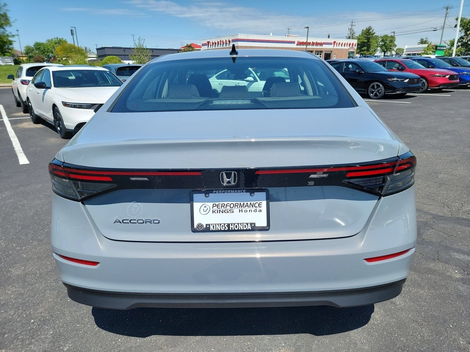 New 2026 Urban Gray Pearl Honda SE image 26