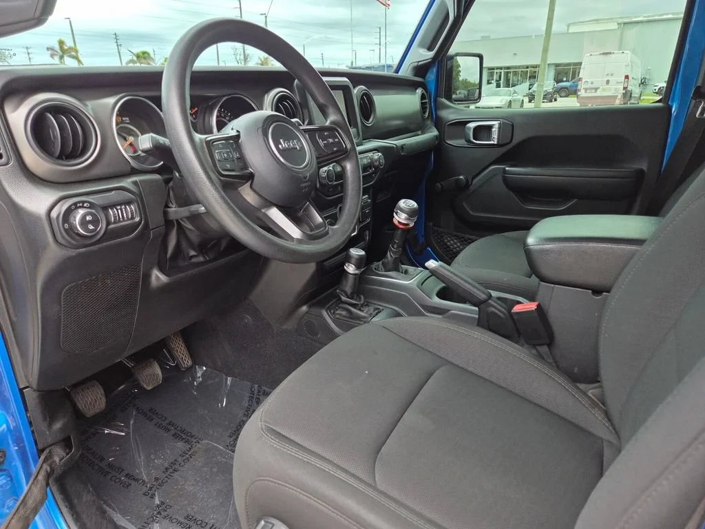 Used 2022 Hydro Blue Pearlcoat Jeep Sport image 28