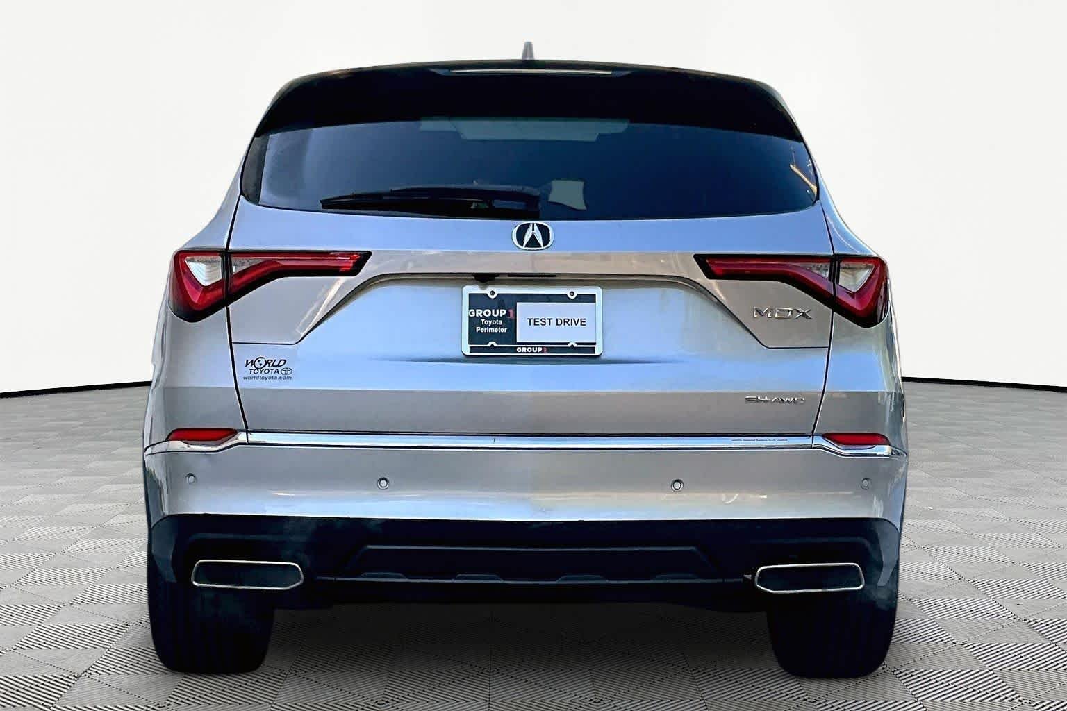 Used 2023 Lunar Silver Metallic Acura w/Advance Package image 5