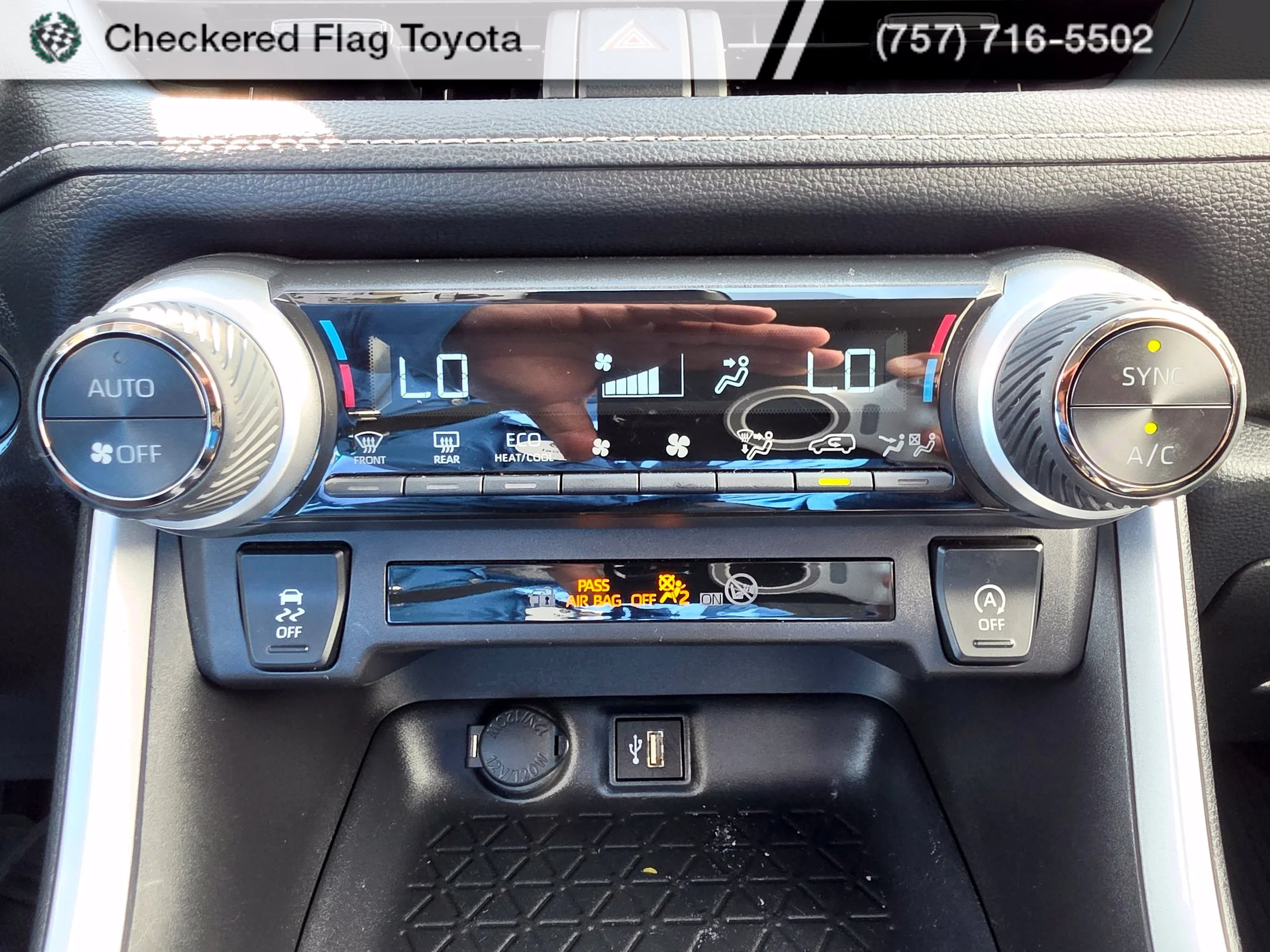 Used 2025 Silver Sky Metallic Toyota XLE image 23