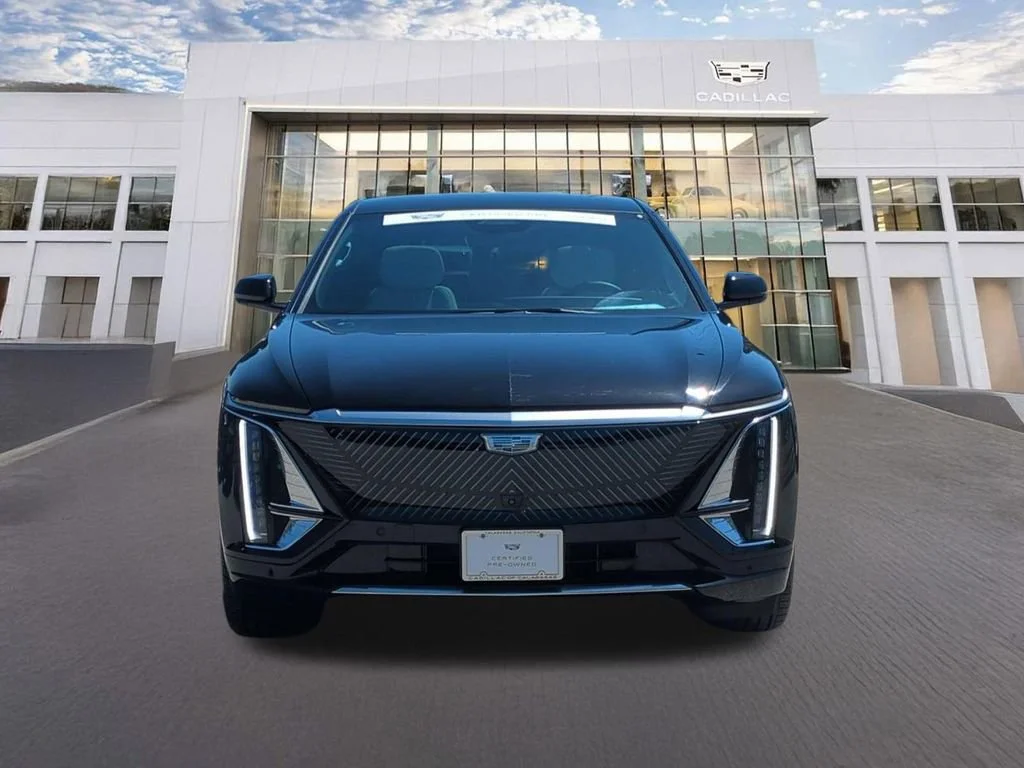 Certified 2024 Cadillac LYRIQ Luxury 1 with VIN 1GYKPPRK0RZ109448 for sale in Calabasas, CA