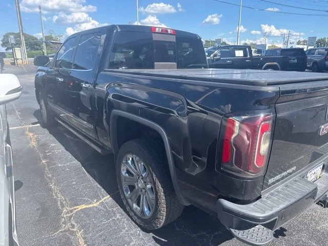 Used 2018 ONYX BLACK GMC Denali image 5