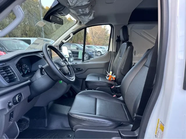 2025 Ford Transit Van Base - Photo 11