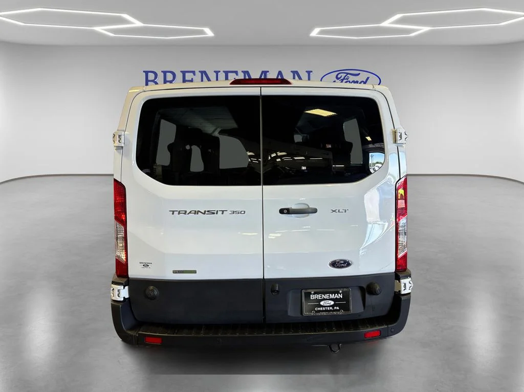 Certified Used 2024 Oxford White Ford XLT image 6