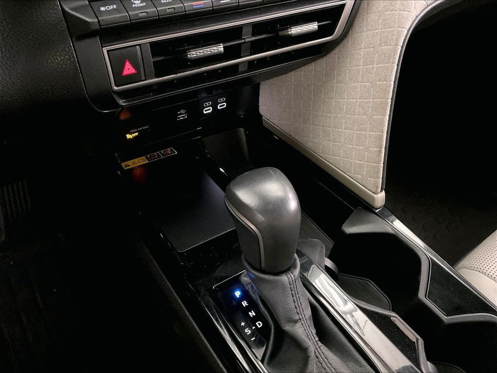 Used 2025 Black Toyota XLE image 36