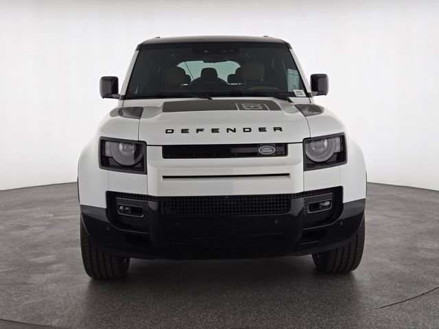 2025 Land Rover Defender V8 - Photo 8