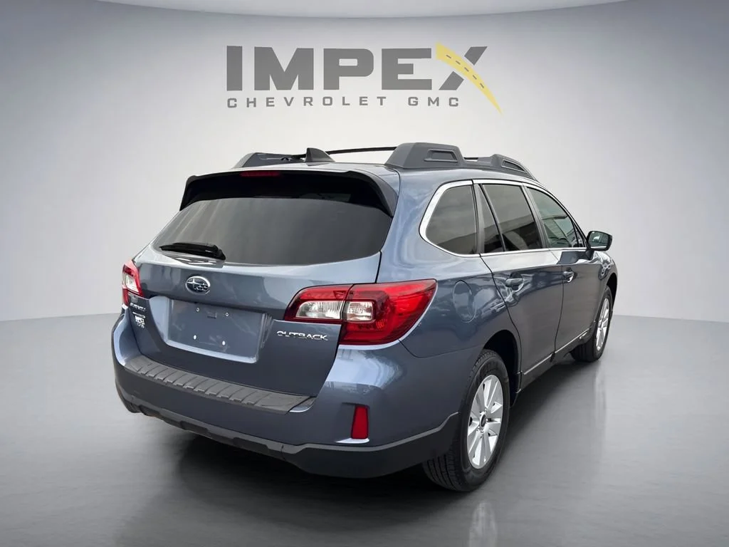 Used 2016 Blue Subaru 2.5i Premium image 5