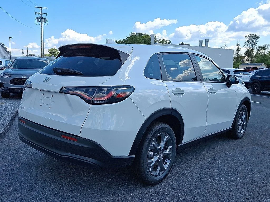 New 2026 Silver Honda LX image 4
