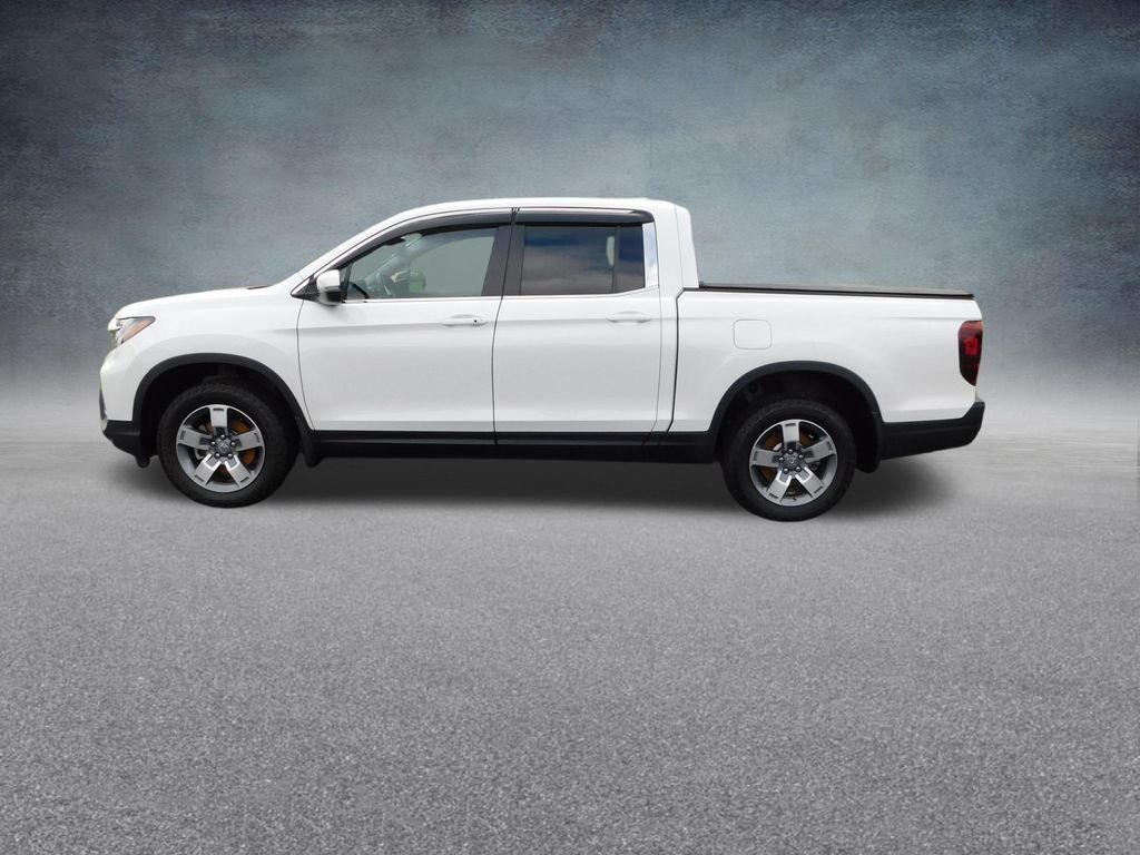 Used 2025 White Honda RTL image 11