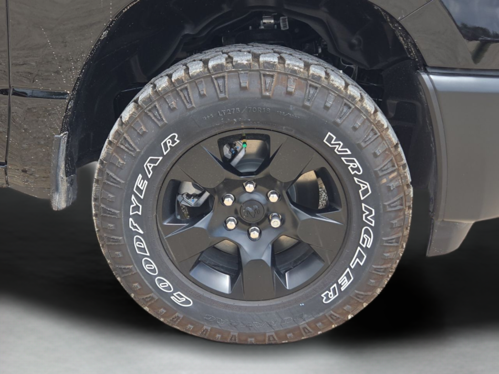 New 2026 Diamond Black Crystal Pearl-Coat Exterior Paint RAM Warlock image 43