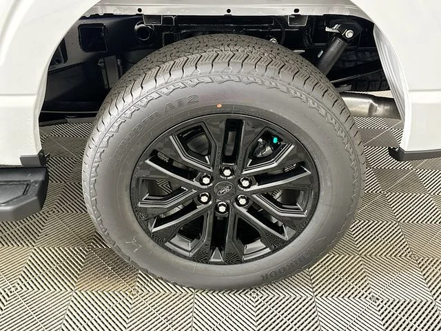 New 2026 White Ford Lariat image 24