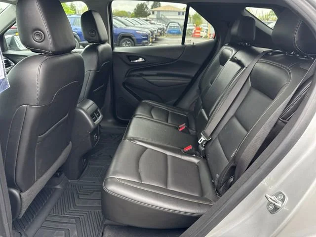 Used 2021 Silver Ice Metallic Chevrolet Premier image 13
