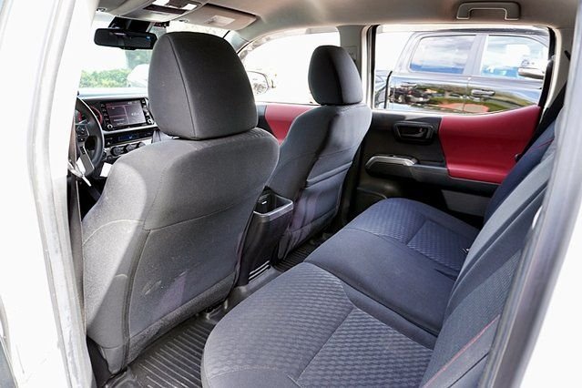 Used 2022 White Toyota SR5 image 15