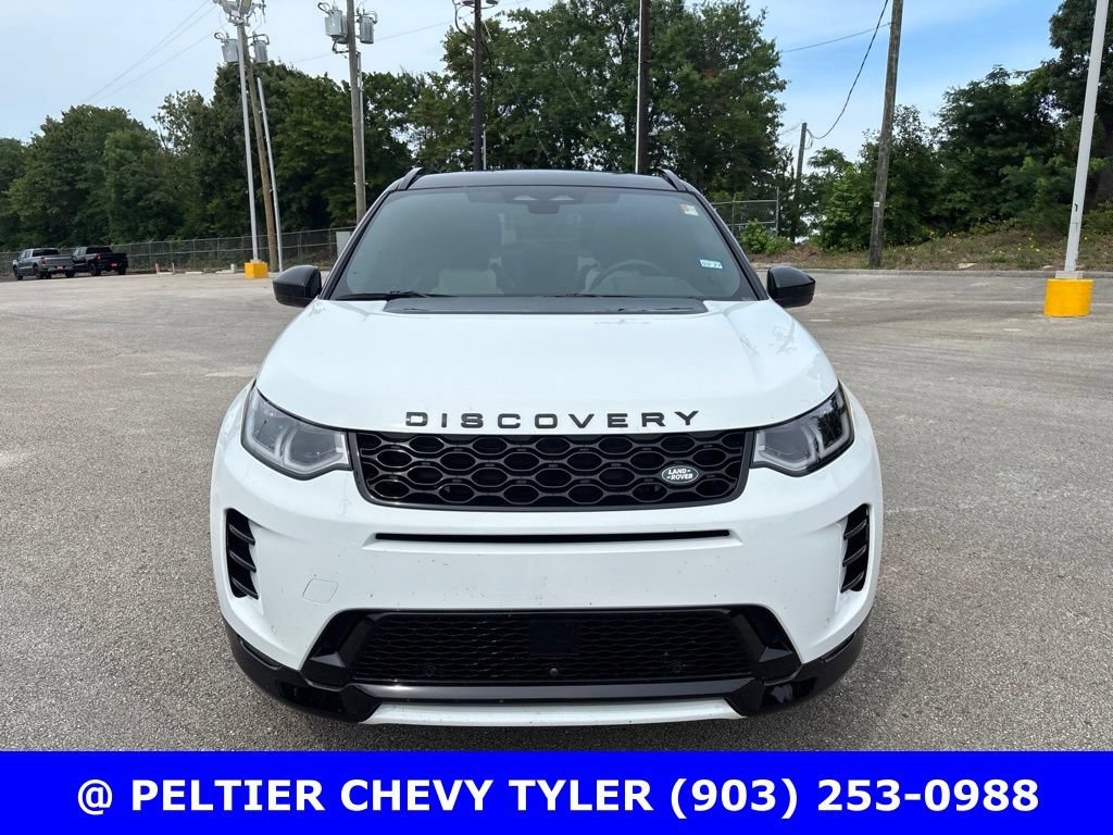 Used 2025  Land Rover Dynamic SE image 2