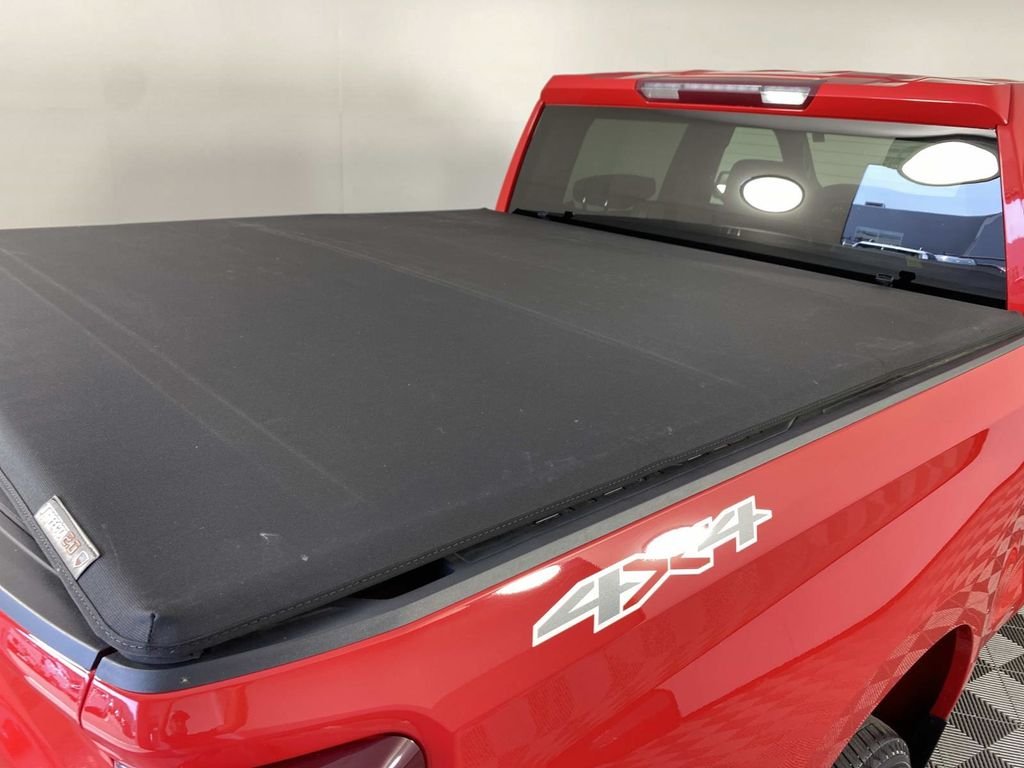 Used 2022 Red Chevrolet LT image 10