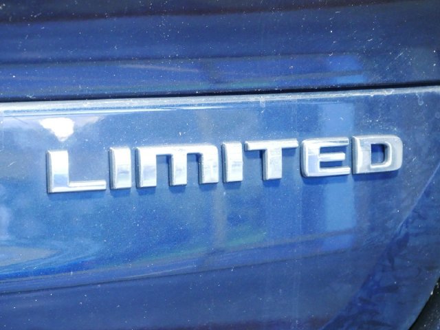 Used 2023 Black Jeep Limited image 10