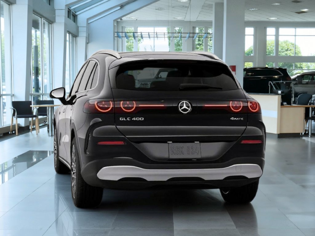 New 2027 Black Mercedes-Benz GLC 400 image 25