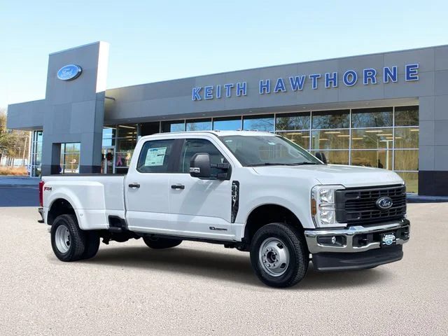 2026 Ford F-350 XL 4x4 Crew Cab 8' Box DRW's photo