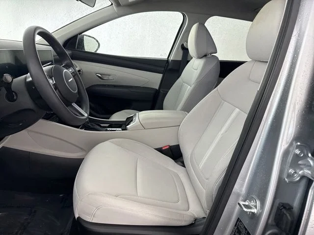 Used 2025 Silver Hyundai SEL image 26