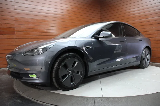 2023 Tesla Model 3 Base