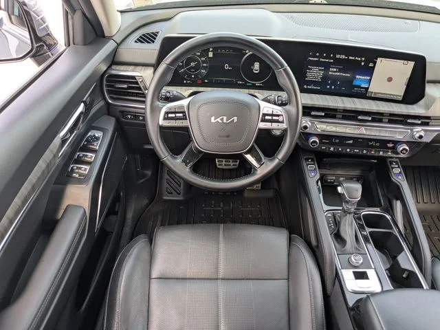 Used 2024 Silver Kia SX image 13