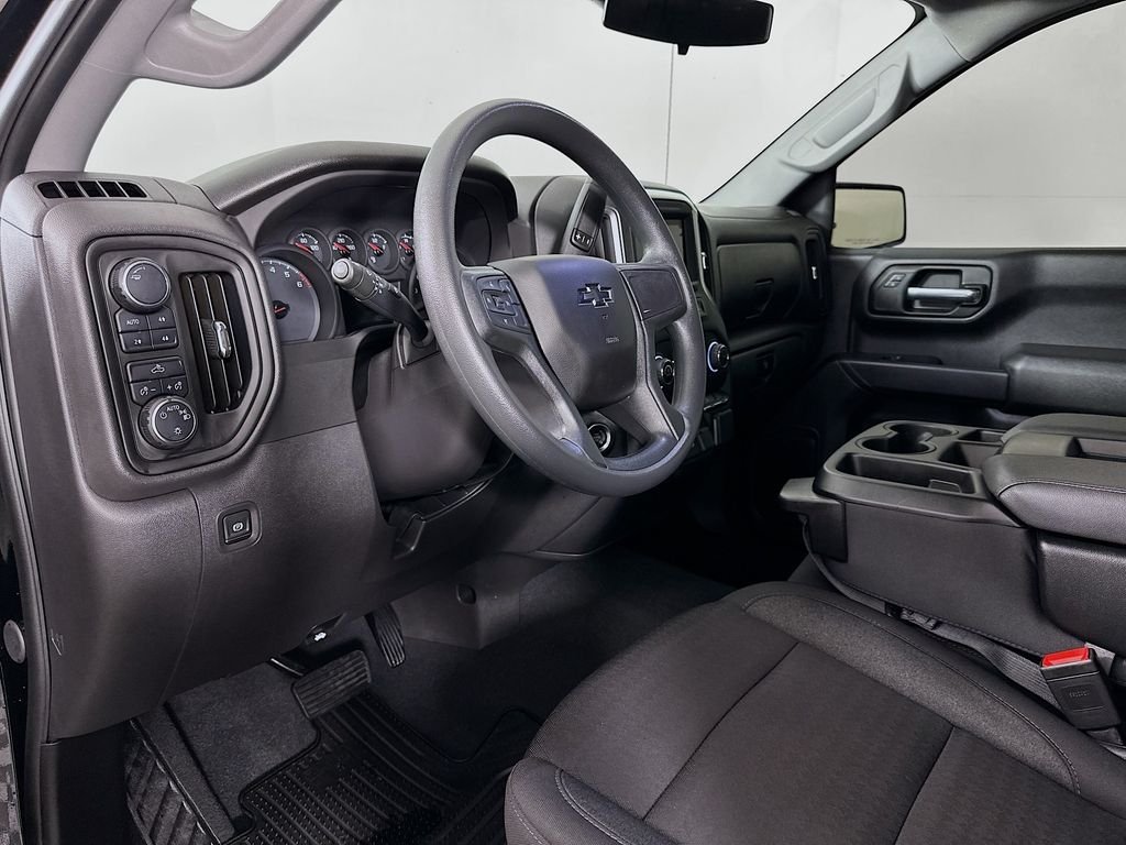 Used 2025 Black Chevrolet Custom Trail Boss image 9