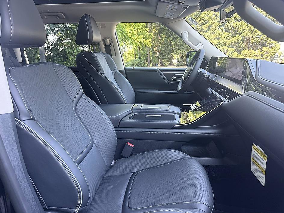 New 2026 Black Obsidian INFINITI LUXE image 21