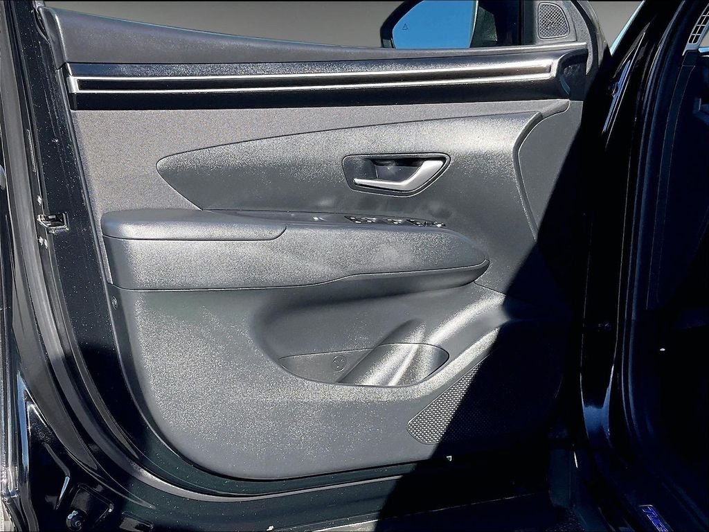 Used 2024 Black Pearl Hyundai SEL image 9