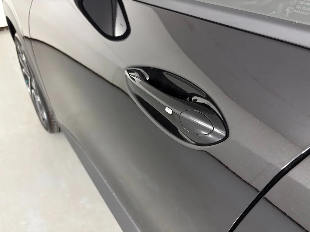 New 2026 Mosaic Black Metallic Chevrolet 2RS image 14