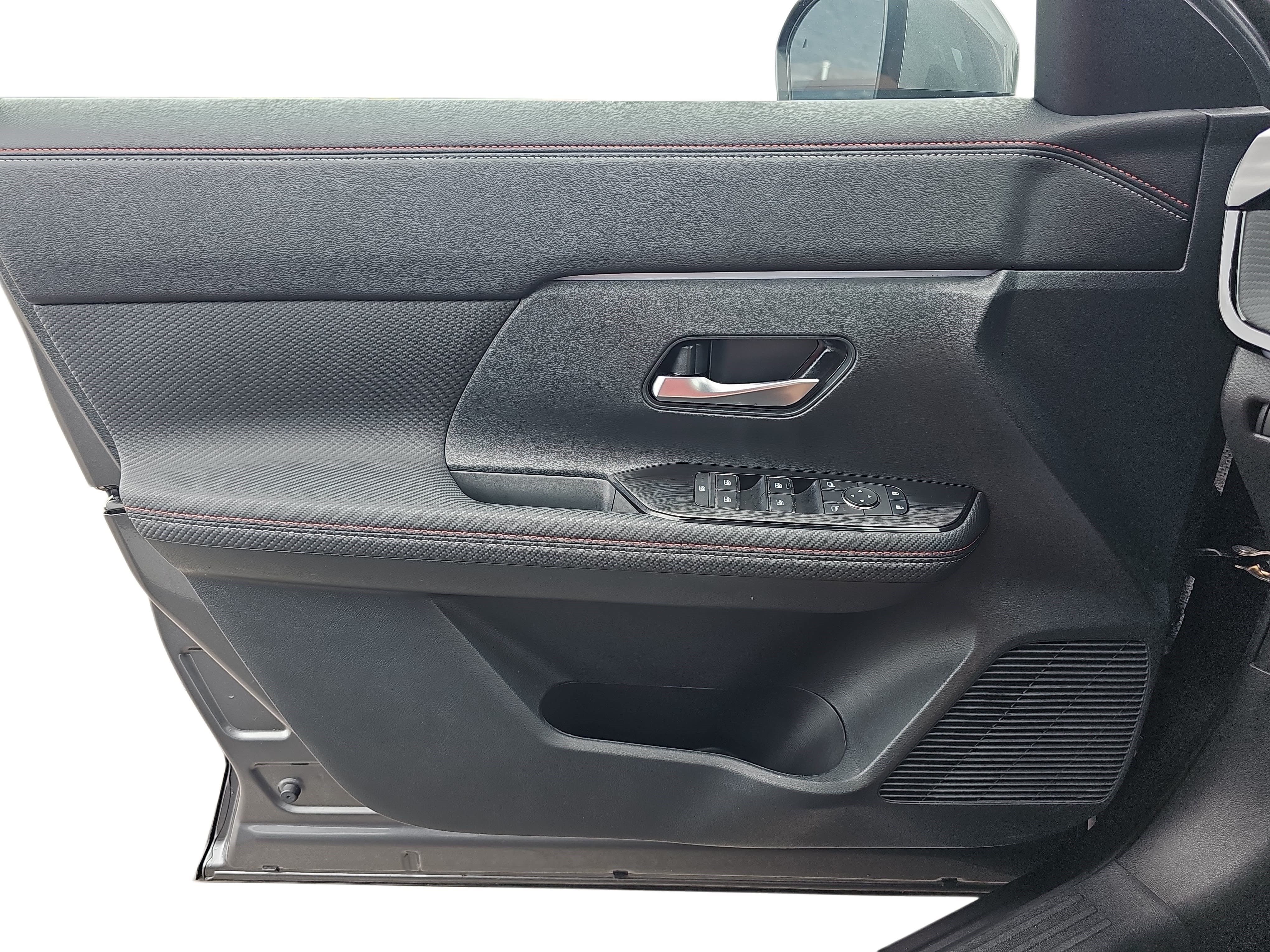 Used 2025 Gun Metallic Nissan SR image 21