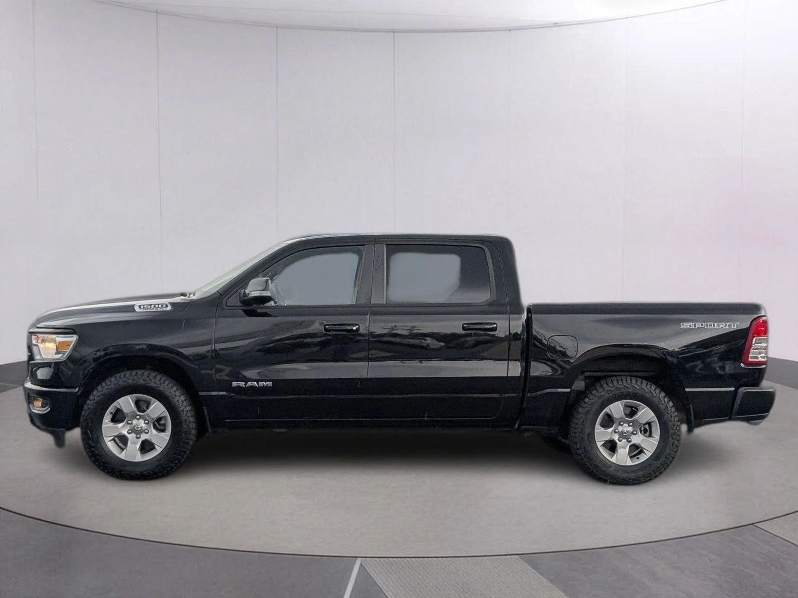 Used 2020 Diamond Black Crystal Pearlcoat Ram Big Horn image 2
